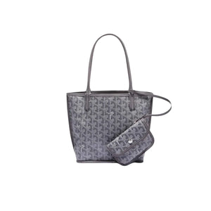 The Marais Tote
