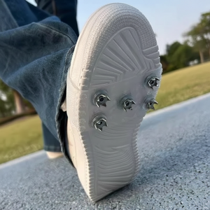 Durable Manganese Steel Shoe Studs