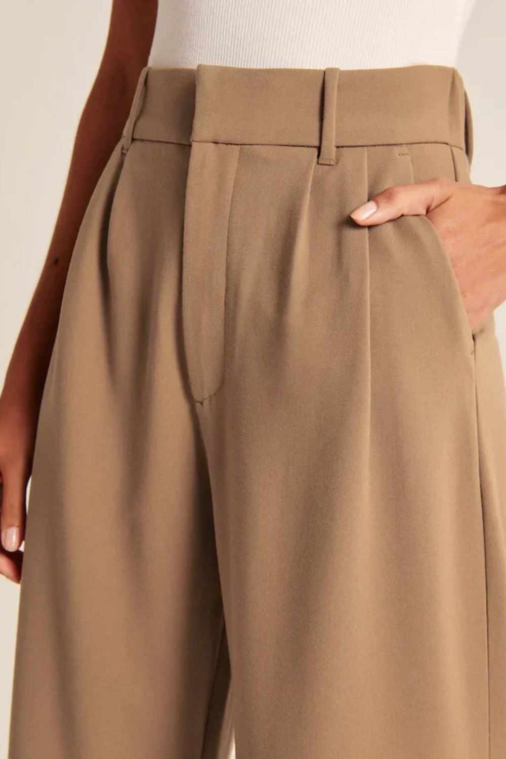 WideFlow™ Pleated Trousers
